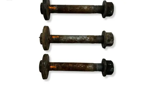 Jeep Cherokee III KJ Front suspension camber bolt 
