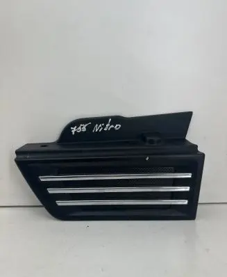 Dodge Nitro Fender trim (molding) 55157165AC 85501B