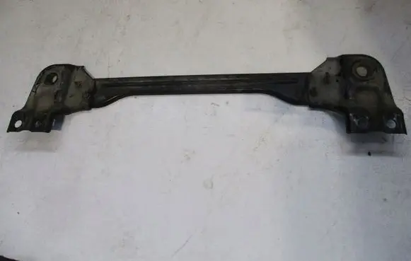 BMW 2 Active Tourer U06 Engine mounting bracket 6G9NR10684C