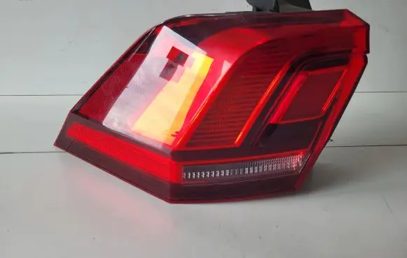 Volkswagen Tiguan Rear/tail lights 5NA945095B