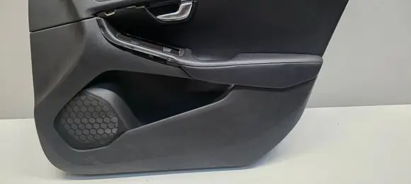 Volvo V40 Front door card panel trim 31363553