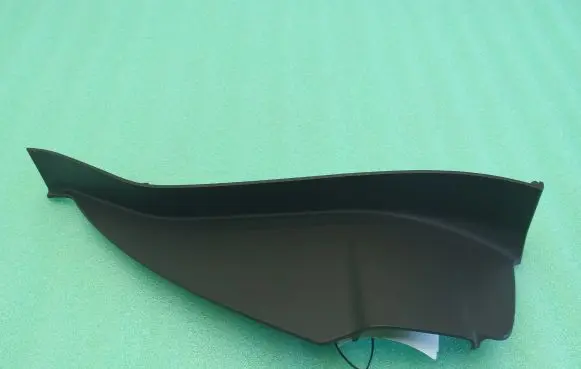 Dashboard side end trim