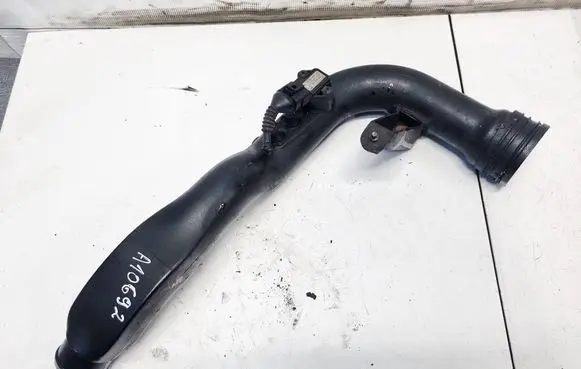 Skoda Superb B5 (3U) Intercooler hose/pipe 8E0145762G