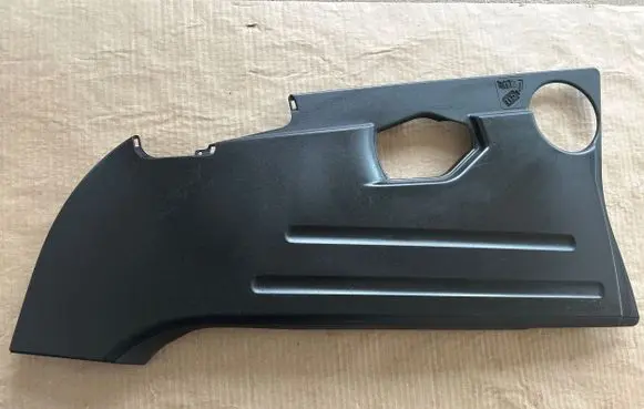 Volkswagen Touareg I Engine cover (trim) 7L6806442J 7L6806442