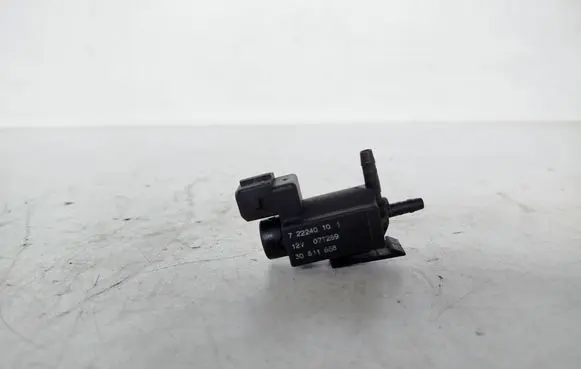 Volvo S60 Turbo solenoid valve 72224010 07T269 30611668