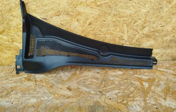 Citroen C3 Wiper trim 9811934377