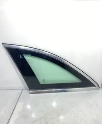 Mercedes-Benz C W205 Rear side window A2056701712