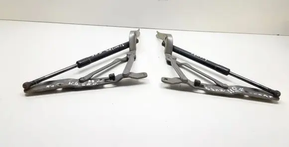 BMW 5 E39 Tailgate/trunk/boot hinge 8159397 8159398