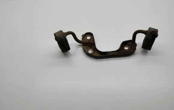 Mercedes-Benz GLK (X204) Muffler mount bracket/holder A2044922641
