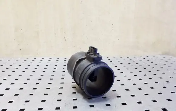BMW X1 E84 Mass air flow meter 0281006093 8506409
