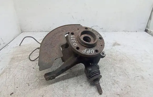 Peugeot 607 Front wheel hub spindle knuckle