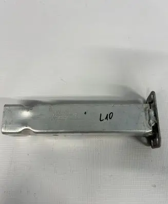 Audi Q7 4M Radiator support slam panel bracket 4M0802037A