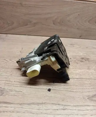 Audi A6 S6 C7 4G Rear door lock 2812136