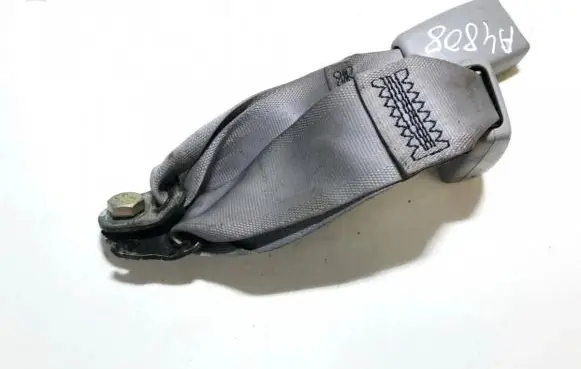 Mazda 626 Rear seatbelt buckle