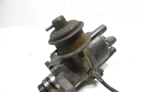 Suzuki Swift Cultus Ignition distributor 33100-60B7