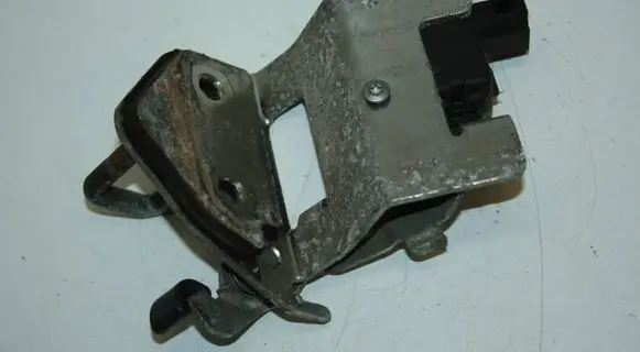 Skoda Octavia Mk2 (1Z) Tailgate/trunk/boot lock/catch/latch