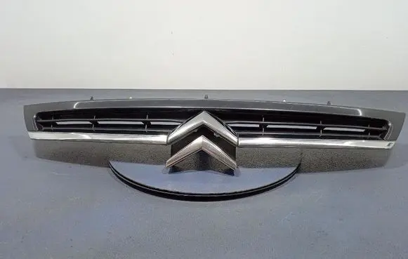 Audi A6 S6 C8 4K Front grill 1401074577