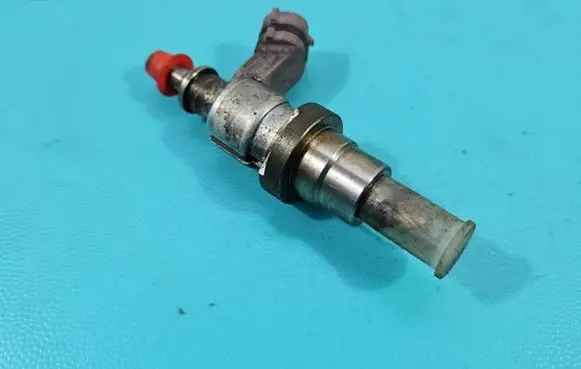 Toyota RAV 4 (XA30) Fuel injector 23710-26012 IMPRK1426662