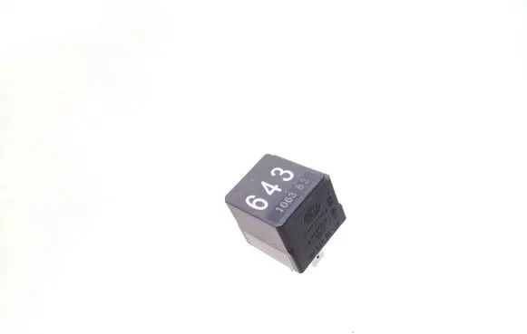 Audi A5 Sportback 8TA Other relay 8K0951253 643