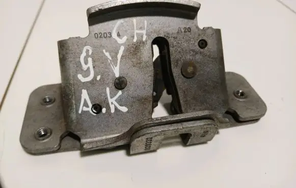 Chrysler Grand Voyager V Sliding door lock 020335