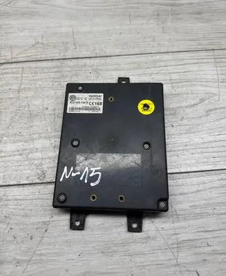 Volkswagen PASSAT B7 Phone control unit/module 3C0035729E 001008F89003