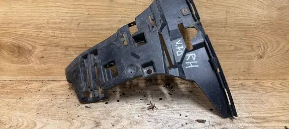 Volvo S60 Front bumper mounting bracket 09190304