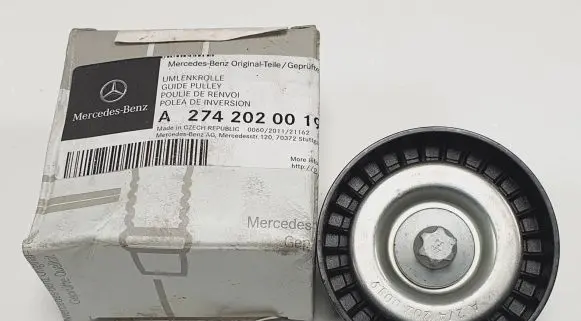 Mercedes-Benz A W176 Alternator belt tensioner A2742020019