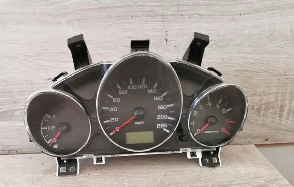 Mitsubishi Colt Speedometer (instrument cluster) MR951770