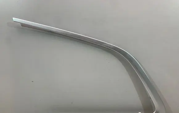 Volvo XC60 Rear door window/glass frame 