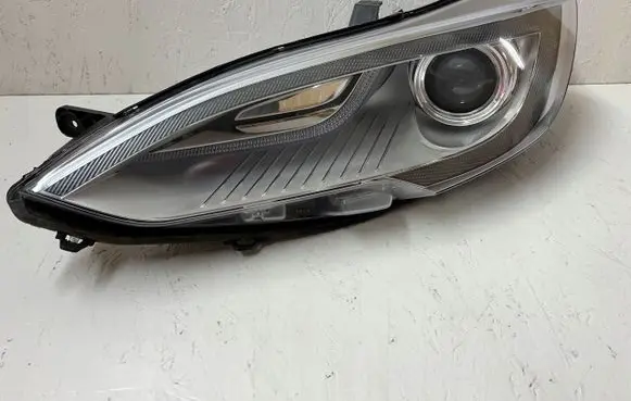 Tesla Model S Headlight/headlamp 1012224