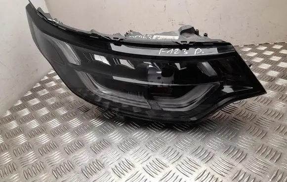 Headlight/headlamp