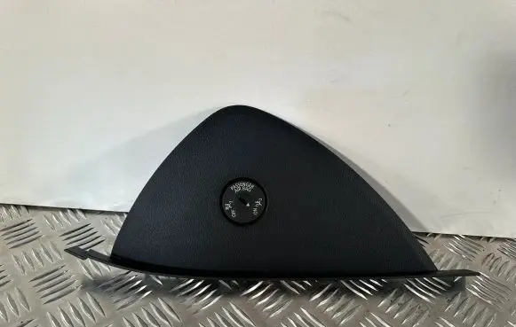 BMW X3 F25 Dashboard side end trim 9184139 9184135