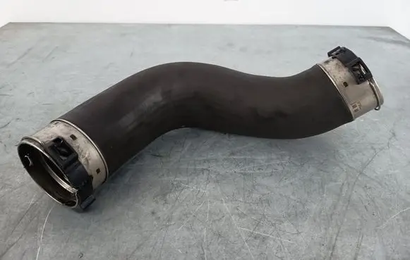 BMW X3 F25 Intercooler hose/pipe 7823233