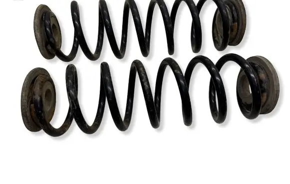 Volkswagen Touran I Rear coil spring 