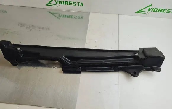 Honda CR-V Fender end trim 