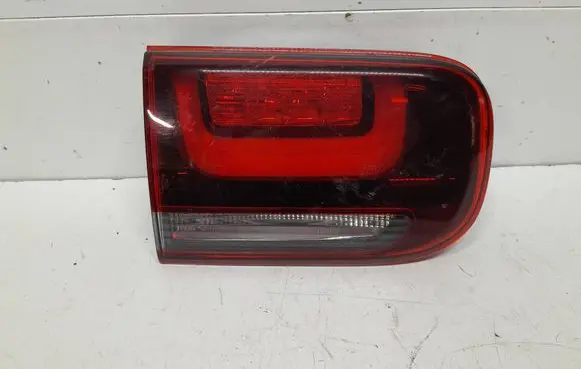 Tailgate rear/tail lights