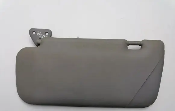 Nissan Primera Sun visor