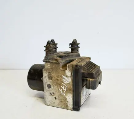 Volkswagen PASSAT B6 ABS Pump 3C0614109P