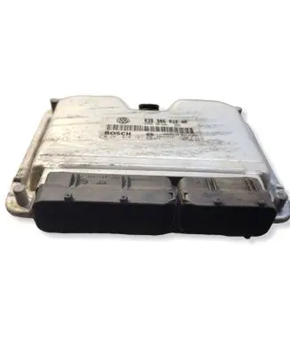 Skoda Fabia Mk1 (6Y) Engine control unit/module 038906012AN 0281010107