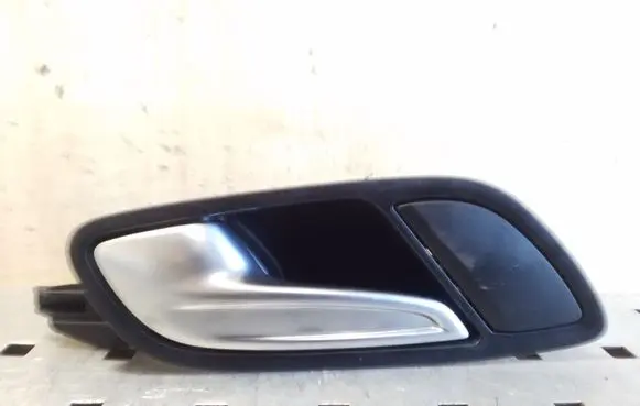 Audi TT TTS Mk2 Front door interior handle 8J1837019