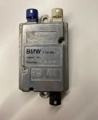 BMW 5 F10 F11 USB control unit 9200503 133997 10R035621
