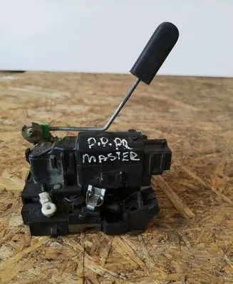Renault Master II Front door lock
