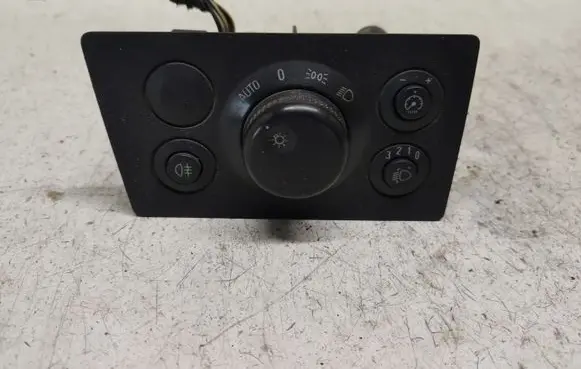 Opel Zafira B Light switch 13205867