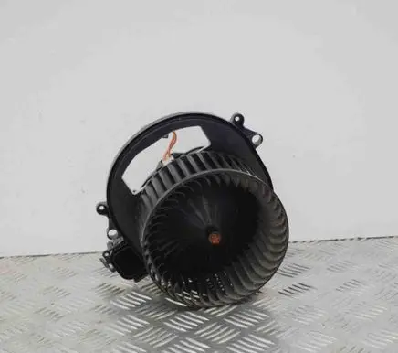 BMW 2 F22 F23 Heater fan/blower T947769