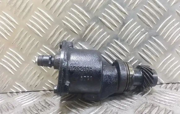 Volkswagen Transporter - Caravelle T4 Vacuum pump 028207A