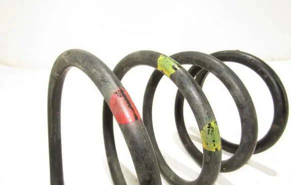 Nissan X-Trail T30 Rear coil spring