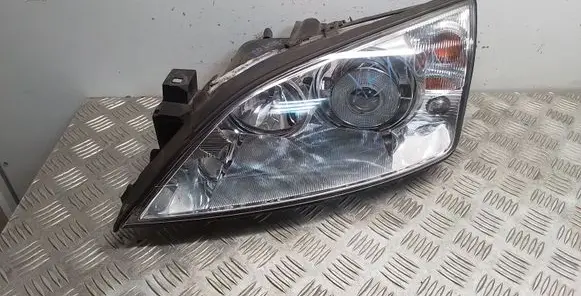 Ford Mondeo Mk III Headlight/headlamp 0301174271