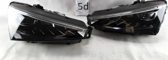 Skoda Scala Headlight/headlamp 657941015A