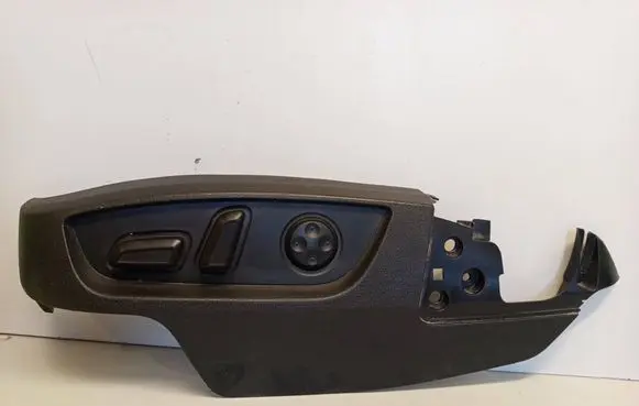 Audi Q7 4L Front door seat control surround trim 4L0881325C 8339732 8347256