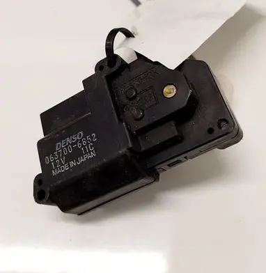 Land Rover Discovery Air flap motor/actuator 0637006852